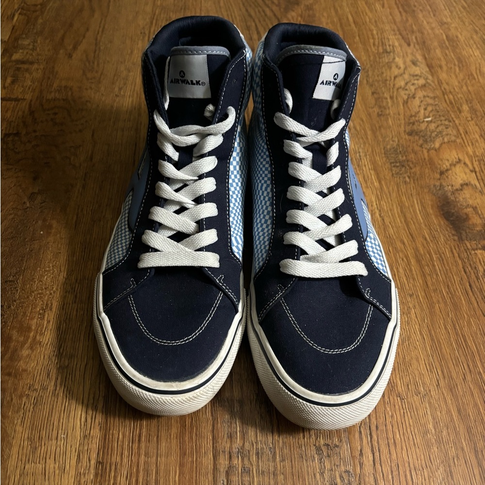 Men’s Airwalk Hightop Shoes, Size 10